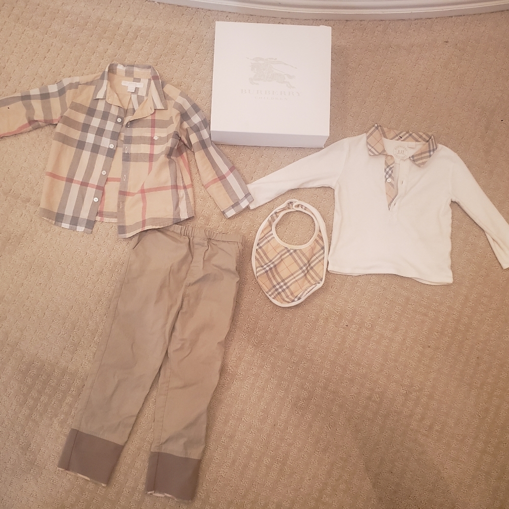 SOLD 🎉🎊BURBERRY Boys' Maximilian Layette Set, White, Size 18 Months